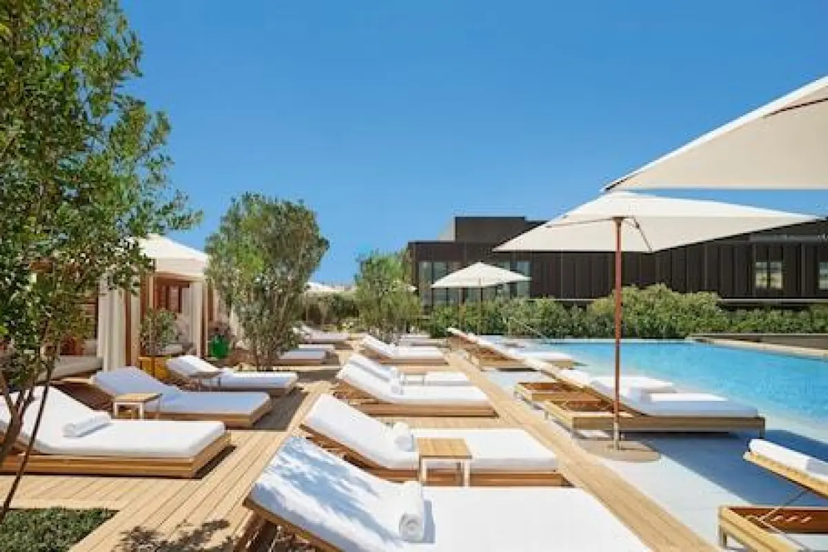 The Madrid EDITION – Affordable hotel in Madrid