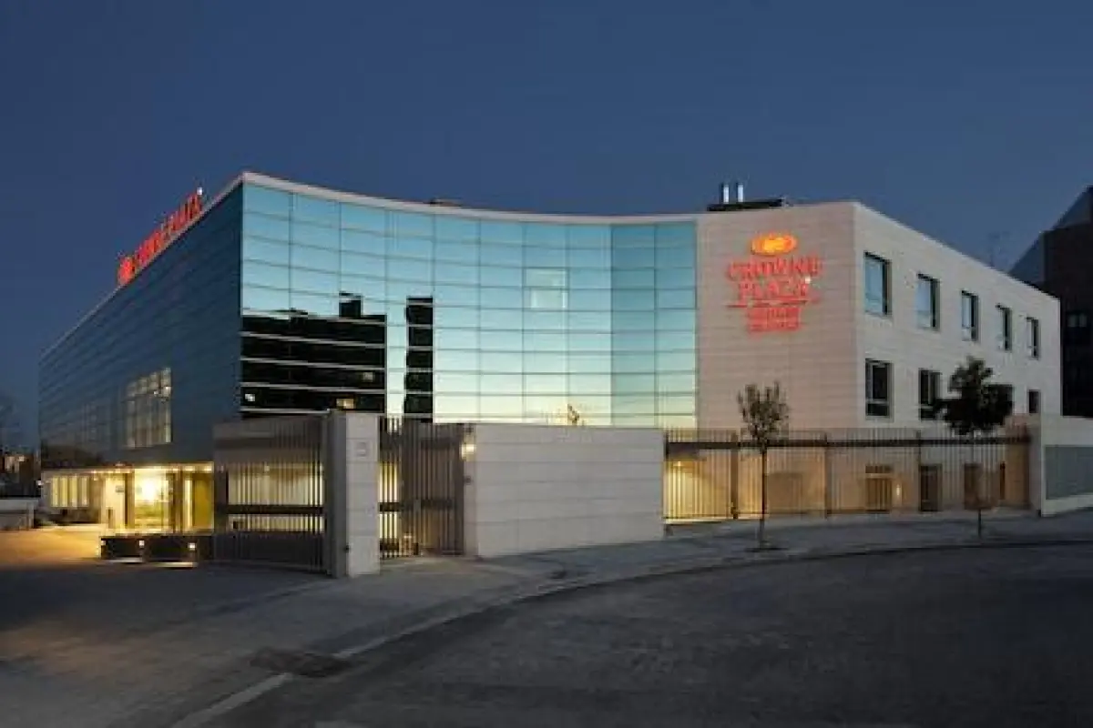Crowne Plaza Madrid Airport by IHG – Affordable hotel in Madrid