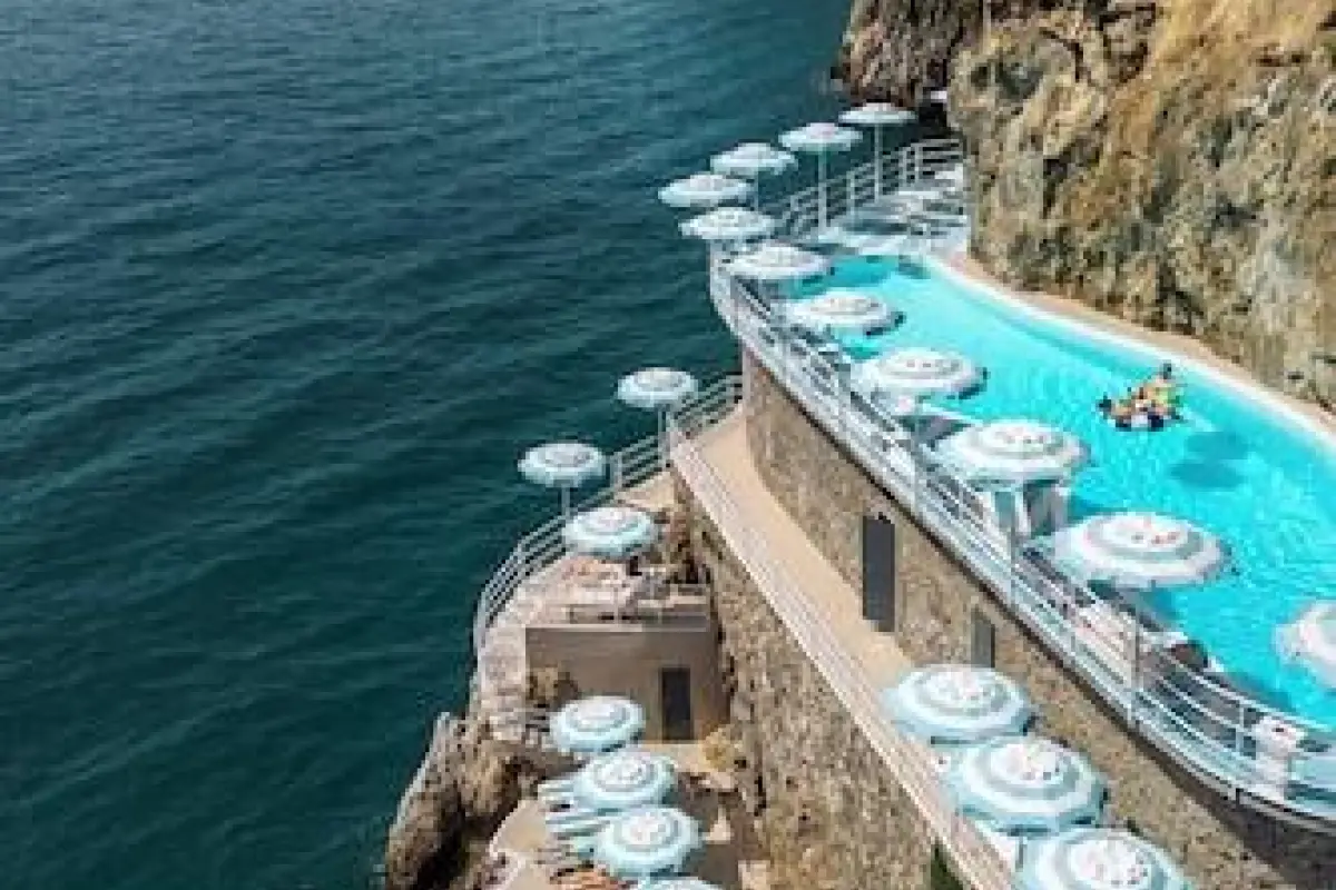 Hotel Miramalfi – Affordable hotel in Amalfi