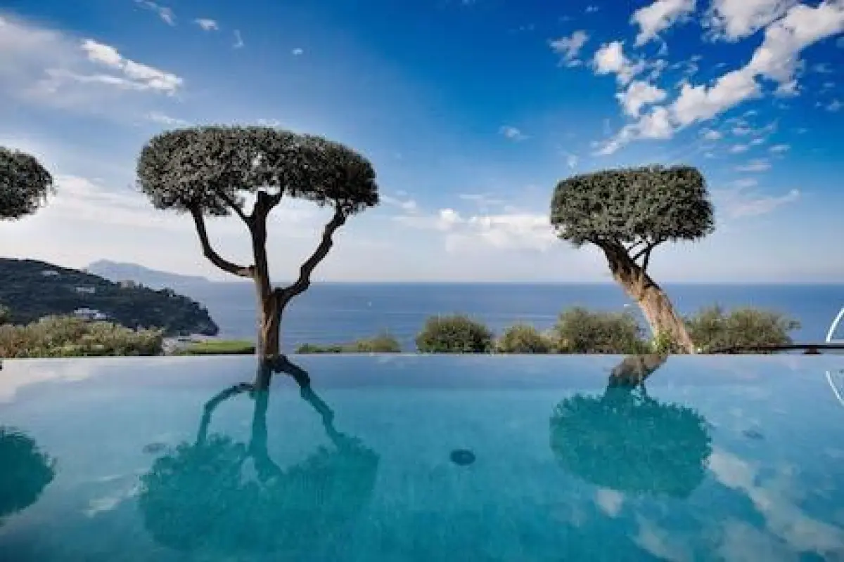 Villa Fiorella Art Hotel – Affordable hotel in Massa Lubrense