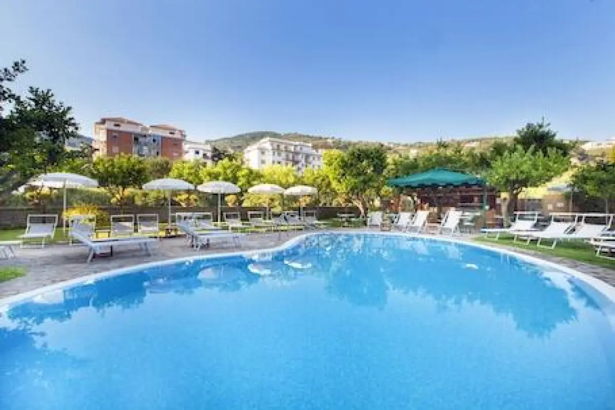 Hotel Antiche Mura – Affordable hotel in Sorrento