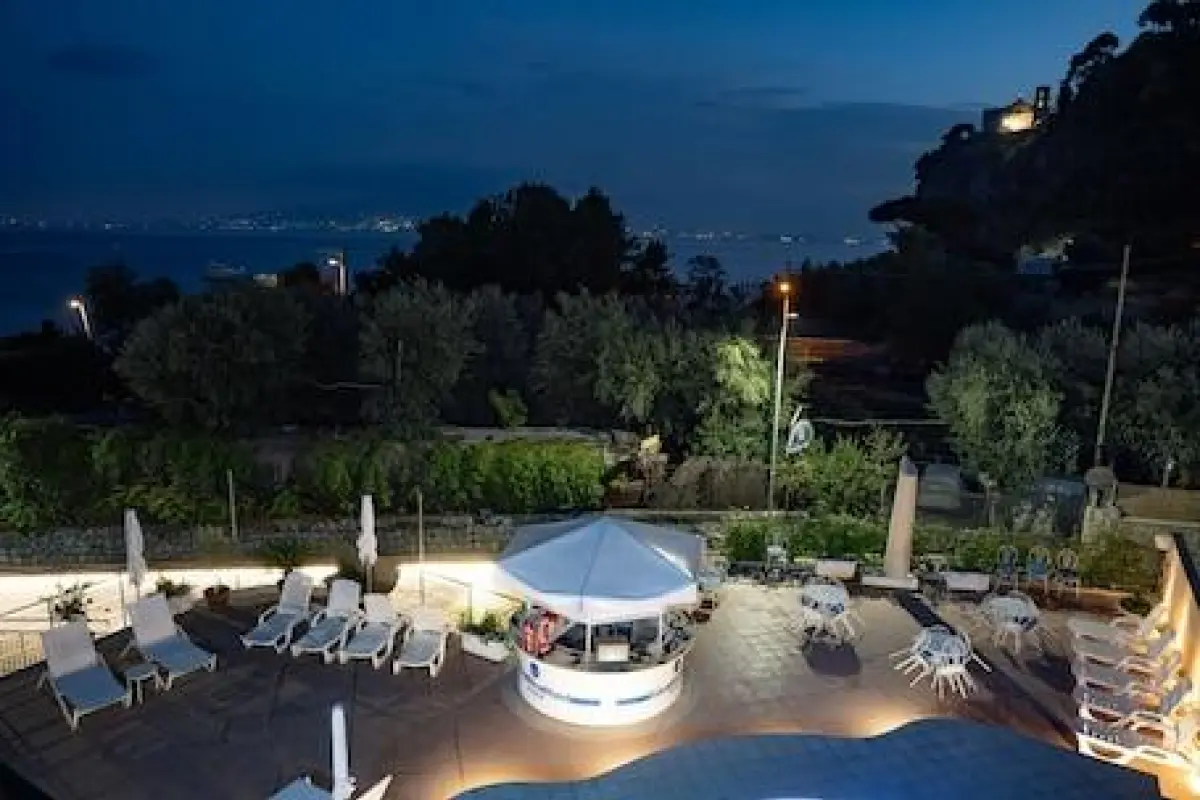 Eden Bleu – Affordable hotel in Vico Equense