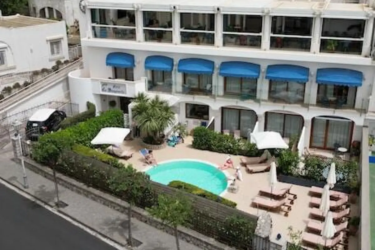 Bougainville Luxury Boutique Hotel – Affordable hotel in Anacapri
