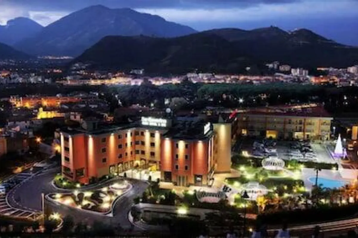 San Severino Park Hotel & SPA – Affordable hotel in Mercato San Severino