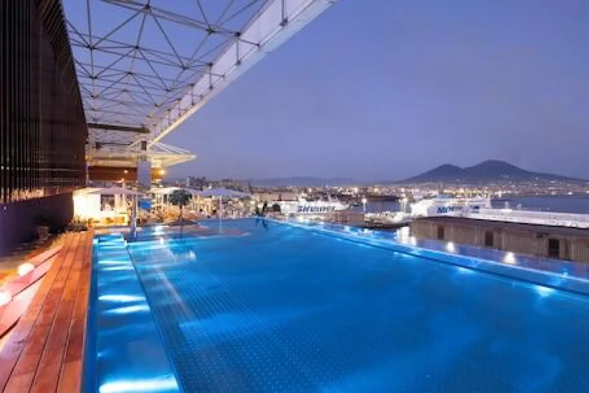 ROMEO Napoli – Affordable hotel in Naples
