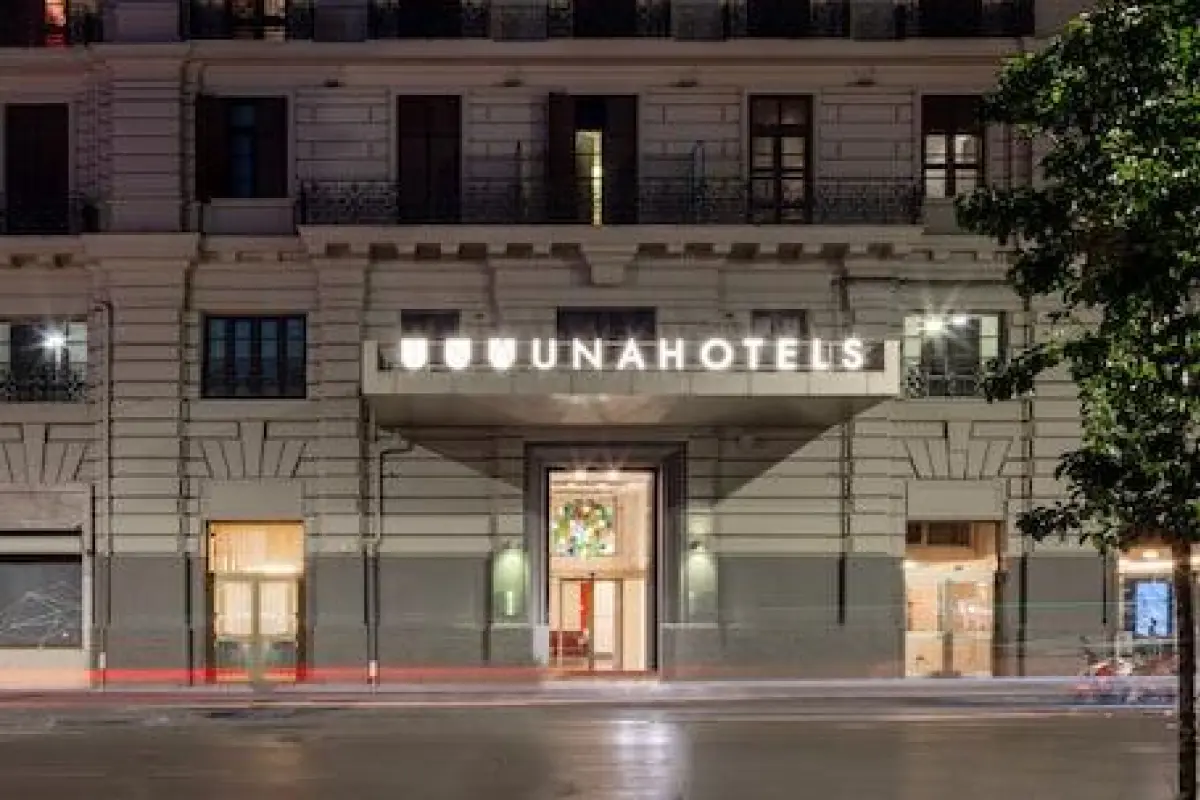 UNA Hotels Napoli – Affordable hotel in Naples