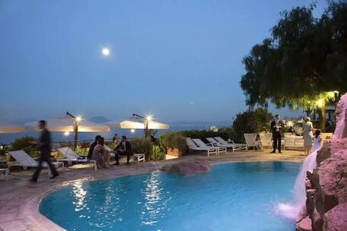 Hotel San Francesco Al Monte – Affordable hotel in Naples
