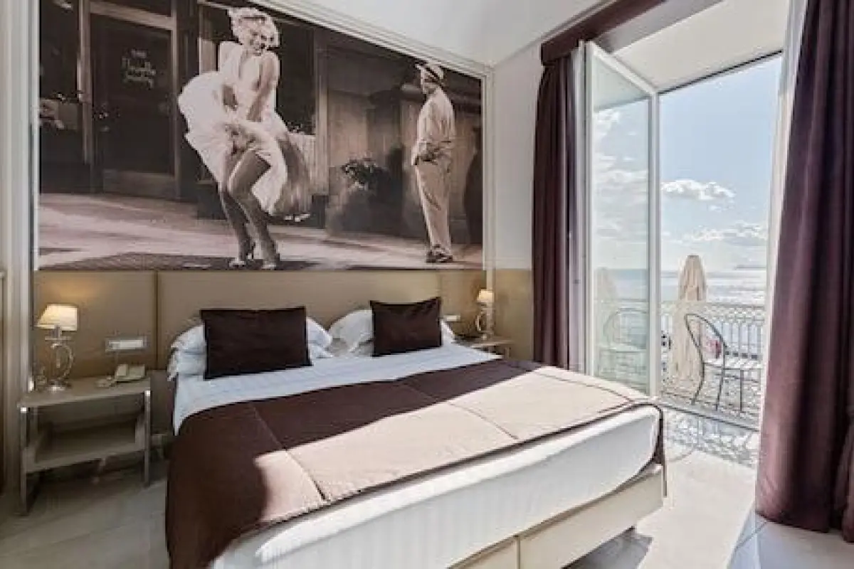 Partenope Relais – Affordable hotel in Naples