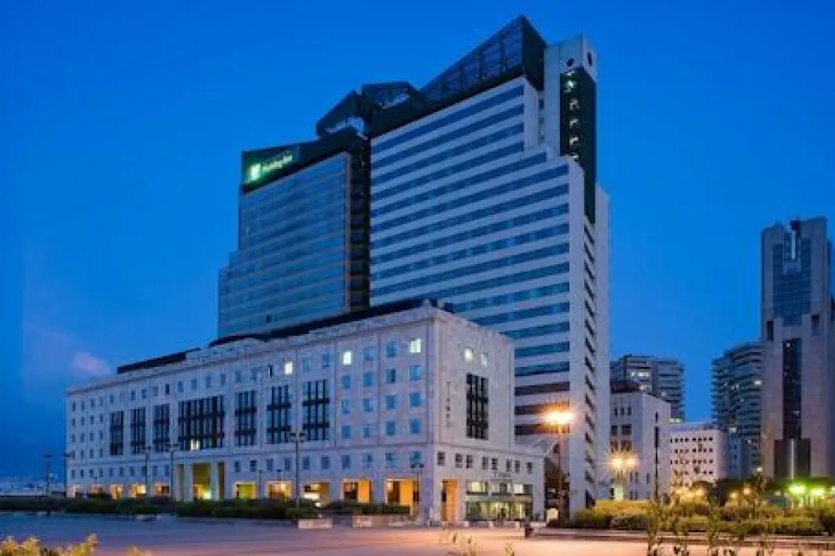 Holiday Inn Naples by IHG – Affordable hotel in Naples