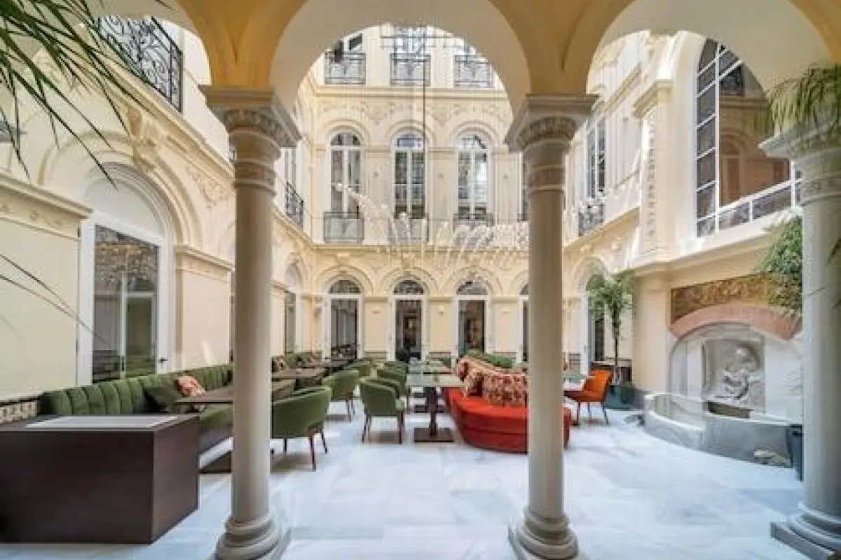 Palacio Gran Vía, Royal Hideaway hotel – Affordable hotel in Granada