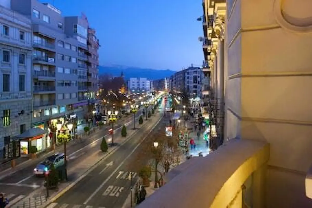 NH Collection Granada Victoria Hotel – Affordable hotel in Granada