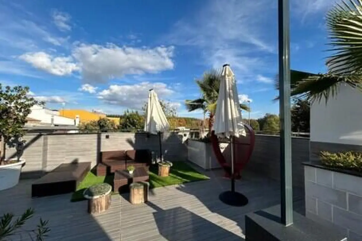 VESCI FAVENTIA – Affordable hotel in Huetor-Tajar