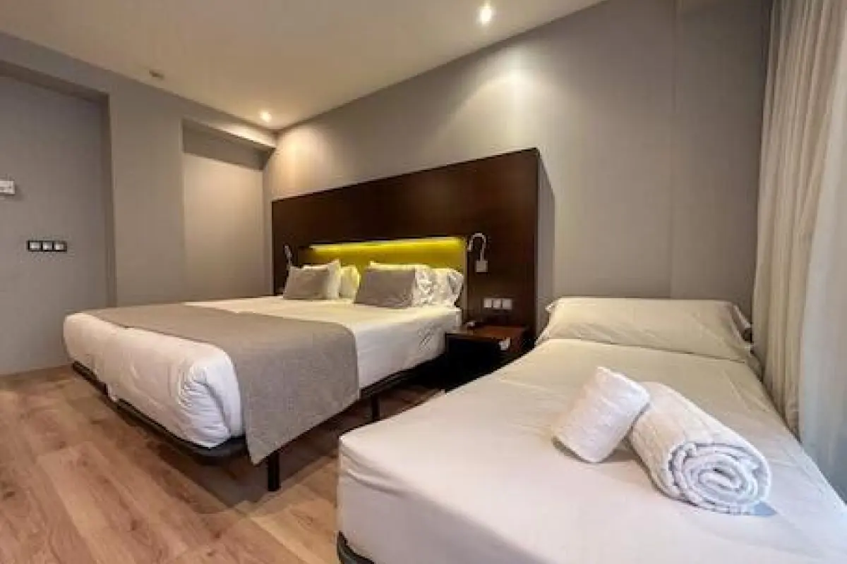 Hotel Turia Granada – Affordable hotel in Granada