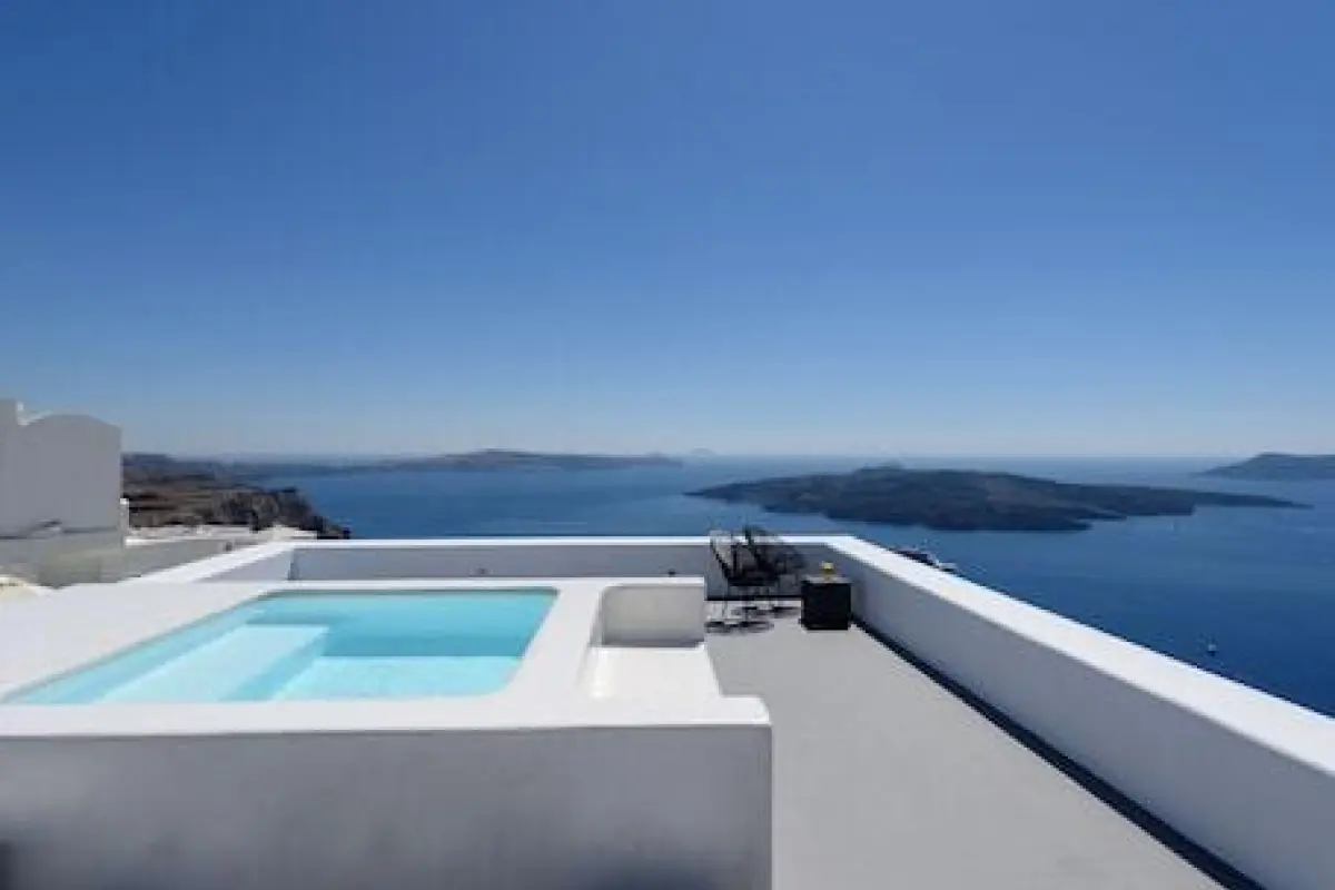 Aria Suites – Affordable hotel in Santorini