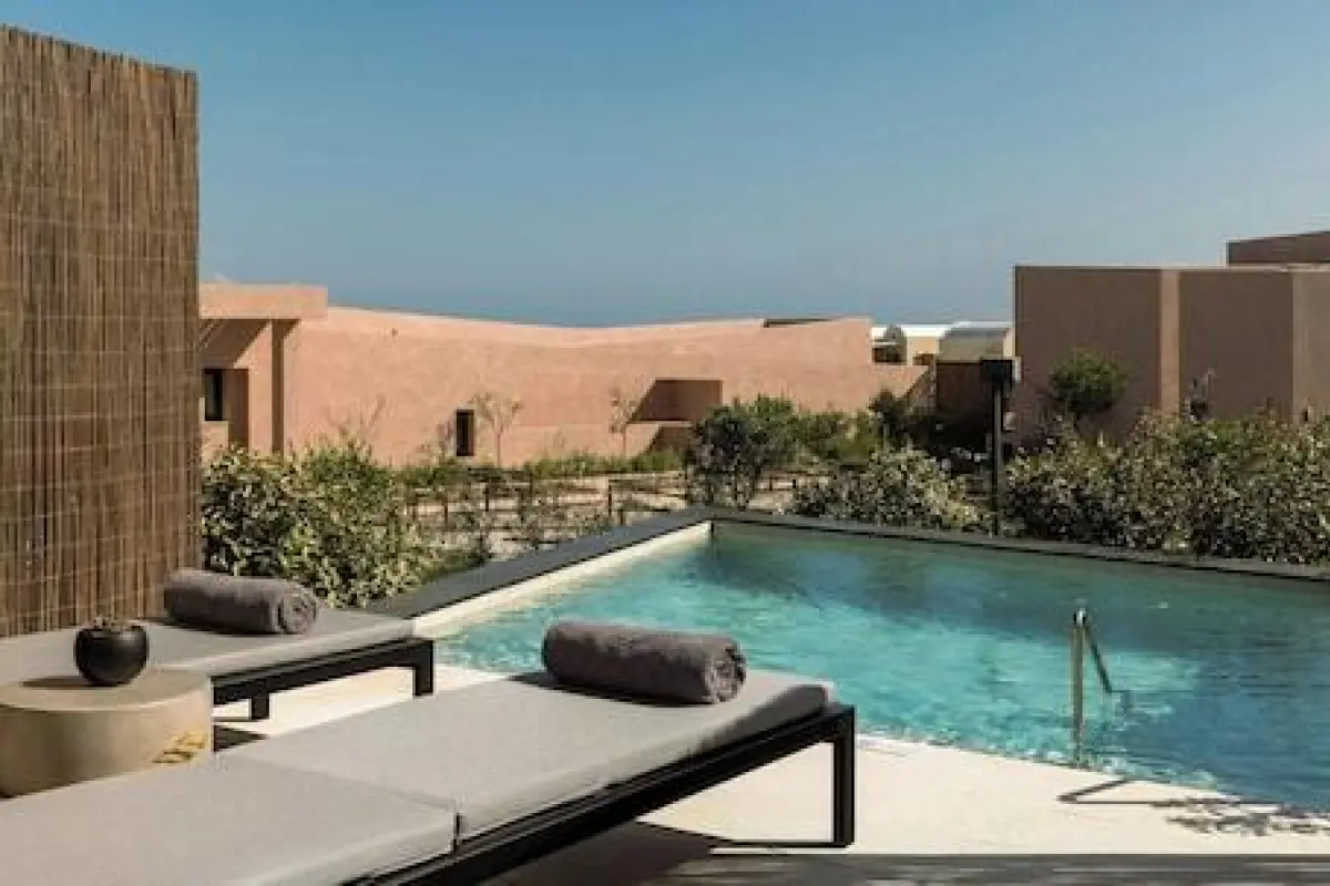Domes Novos Santorini, Autograph Collection – Affordable hotel in Santorini