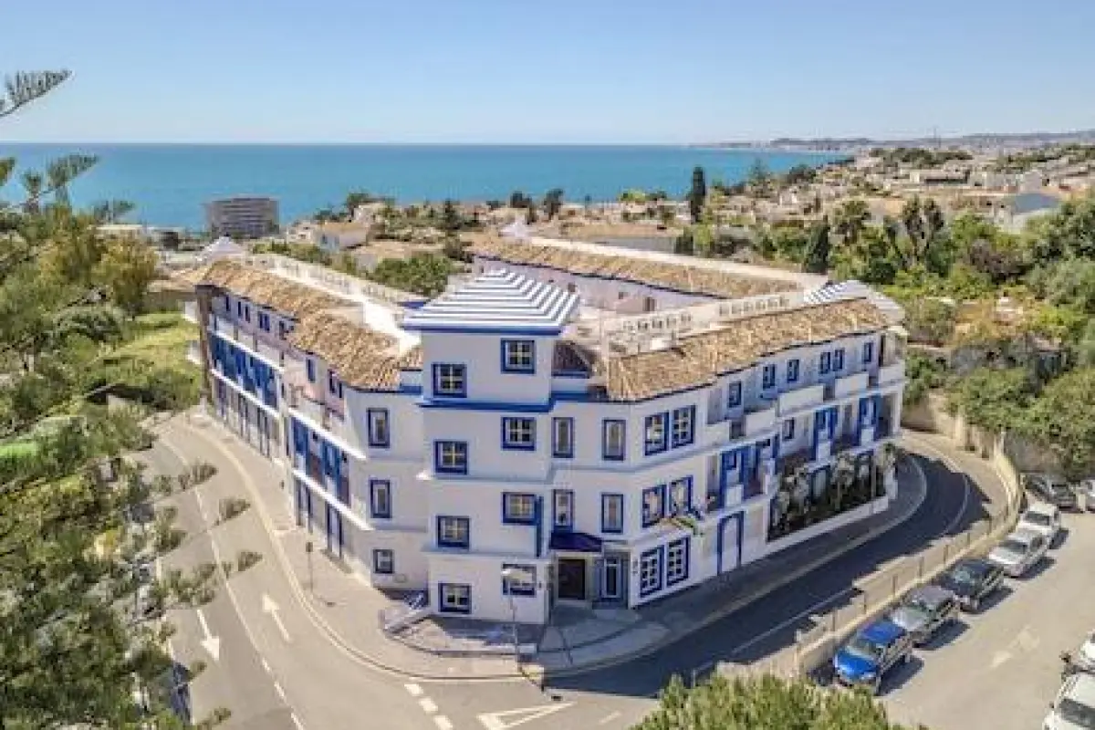 VIVE COSTA AZUL – Affordable hotel in Benalmádena