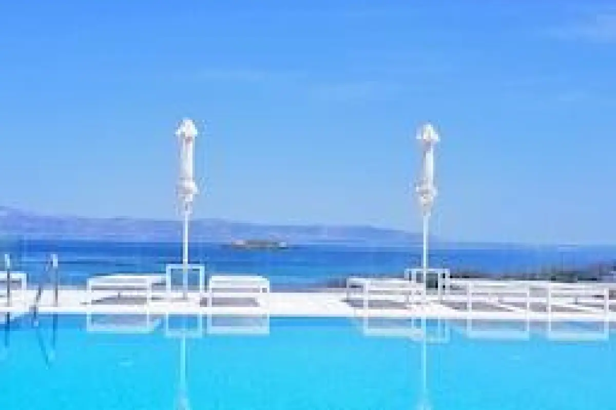 Saint George Hotel – Affordable hotel in Paros