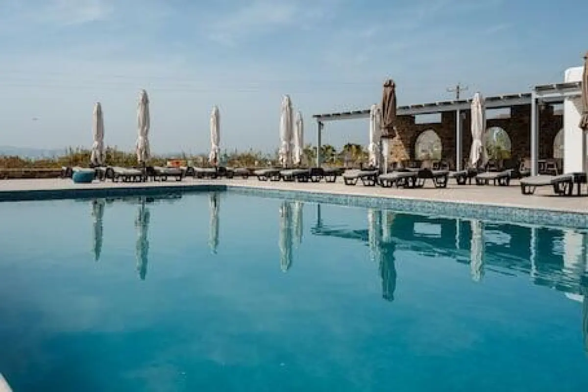Evripus Suites Hotel – Affordable hotel in Naxos