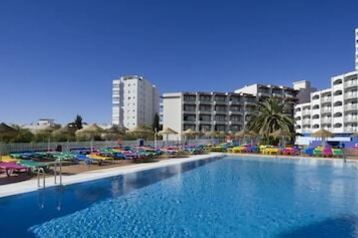 Medplaya Bali – Affordable hotel in Benalmádena