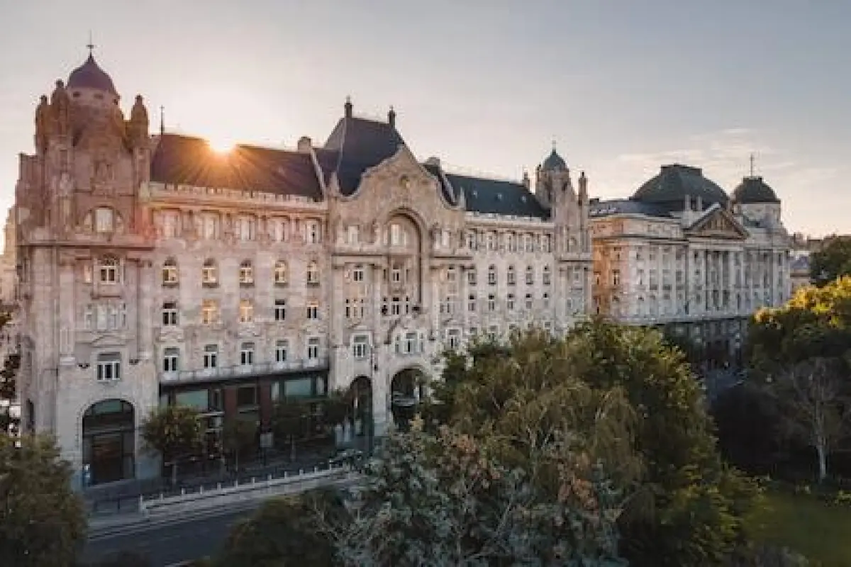 Four Seasons Gresham Palace – Affordable hotel in Budapest