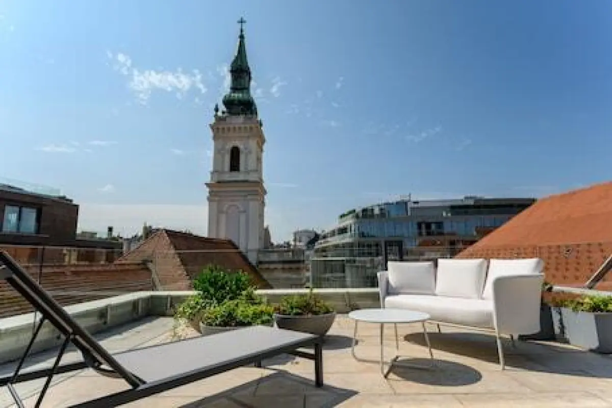 Emerald Hotel – Affordable hotel in Budapest