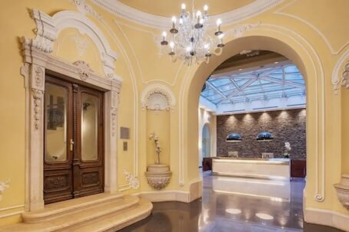 Eurostars Palazzo Zichy – Affordable hotel in Budapest