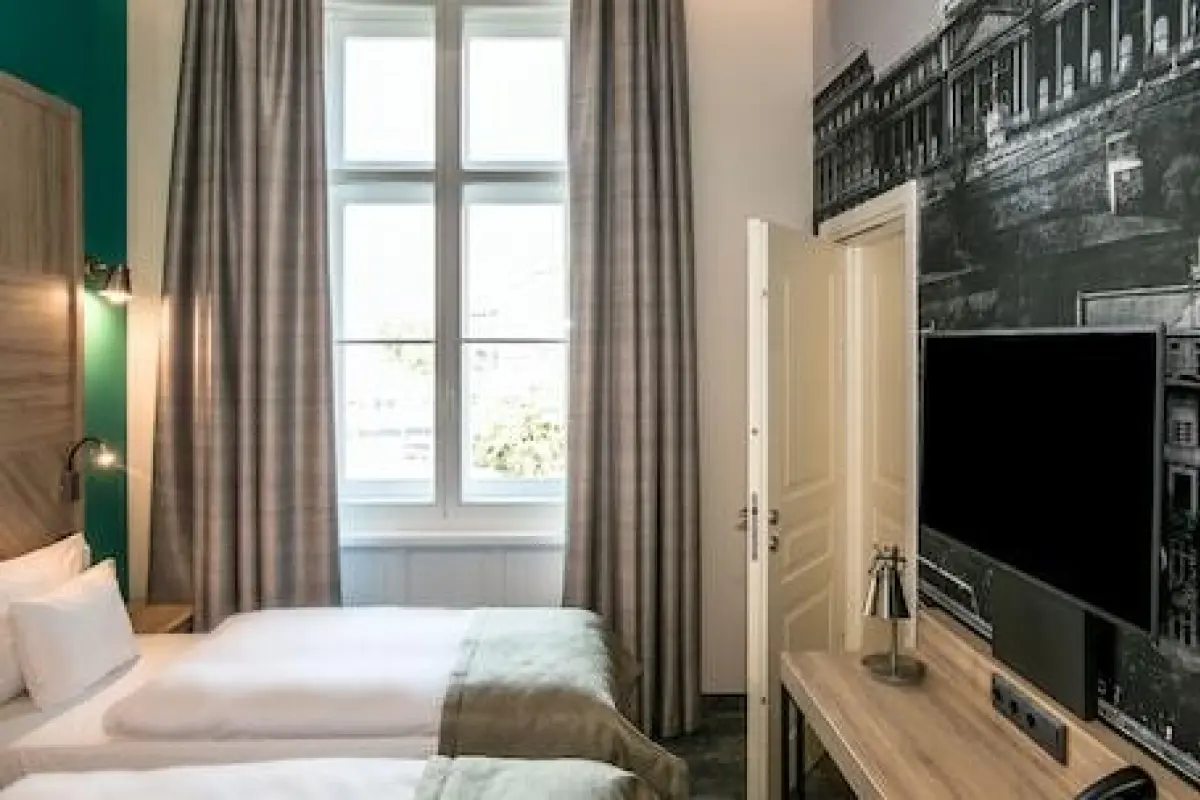 T62 Hotel – Affordable hotel in Budapest