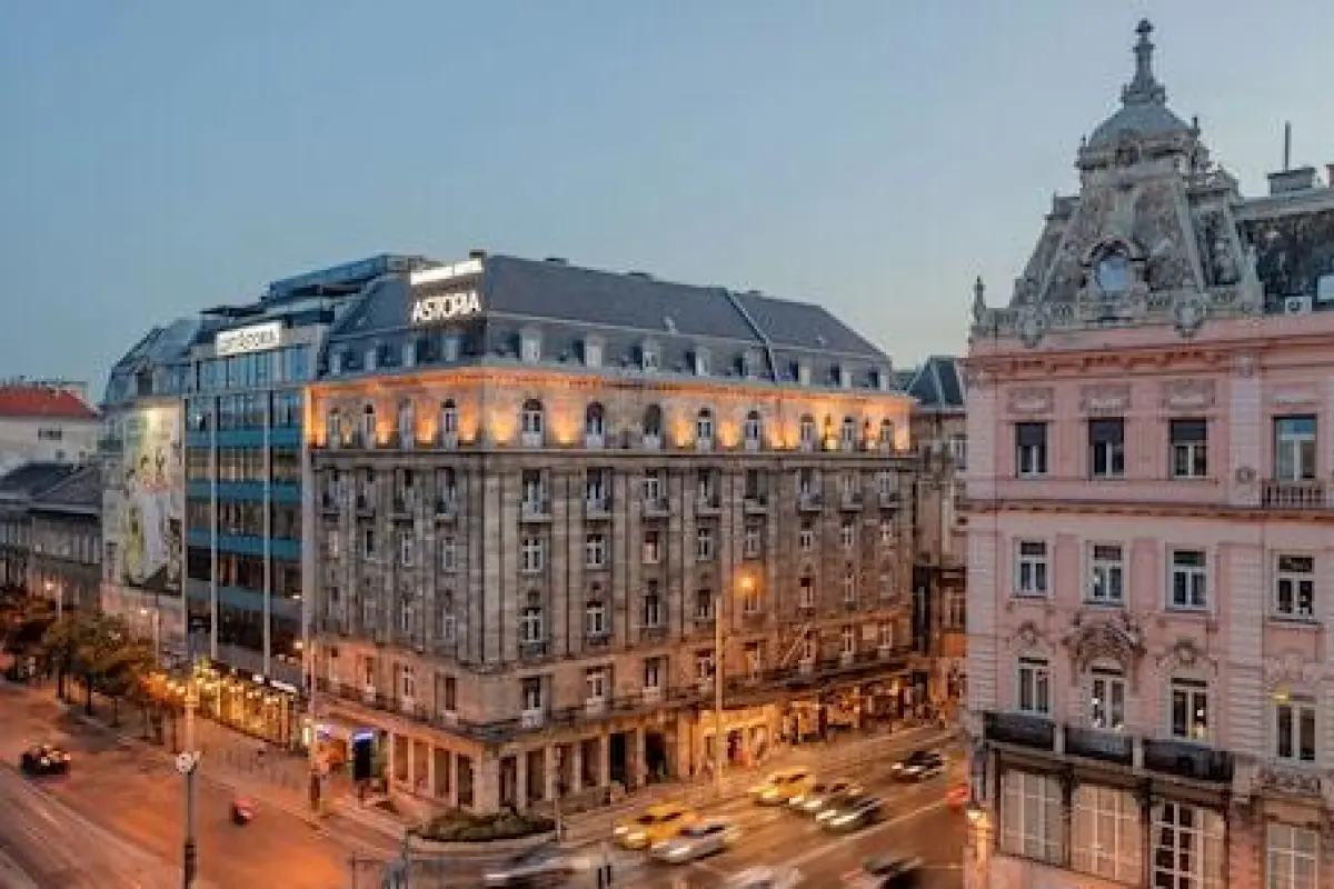 Danubius Hotel Astoria City Center – Affordable hotel in Budapest
