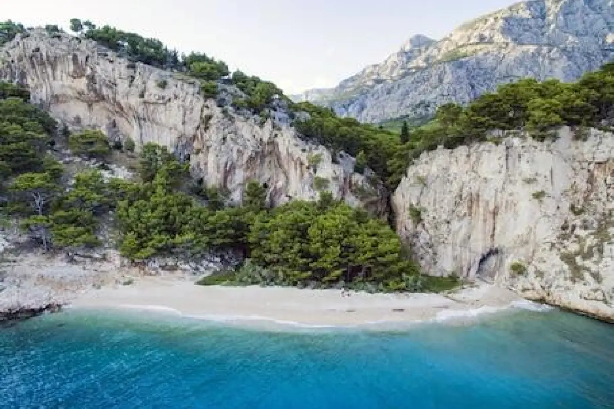 Heritage Hotel Kaštelet – Affordable hotel in Tucepi