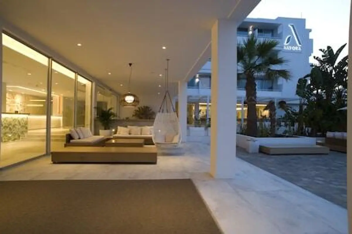 Hotel Ánfora Ibiza – Affordable hotel in Santa Eulalia del Rio