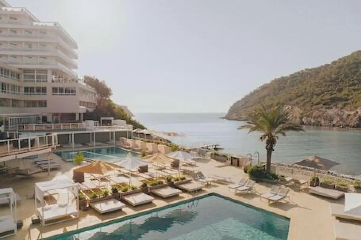 Hyde Ibiza – Affordable hotel in Santa Eulalia del Rio