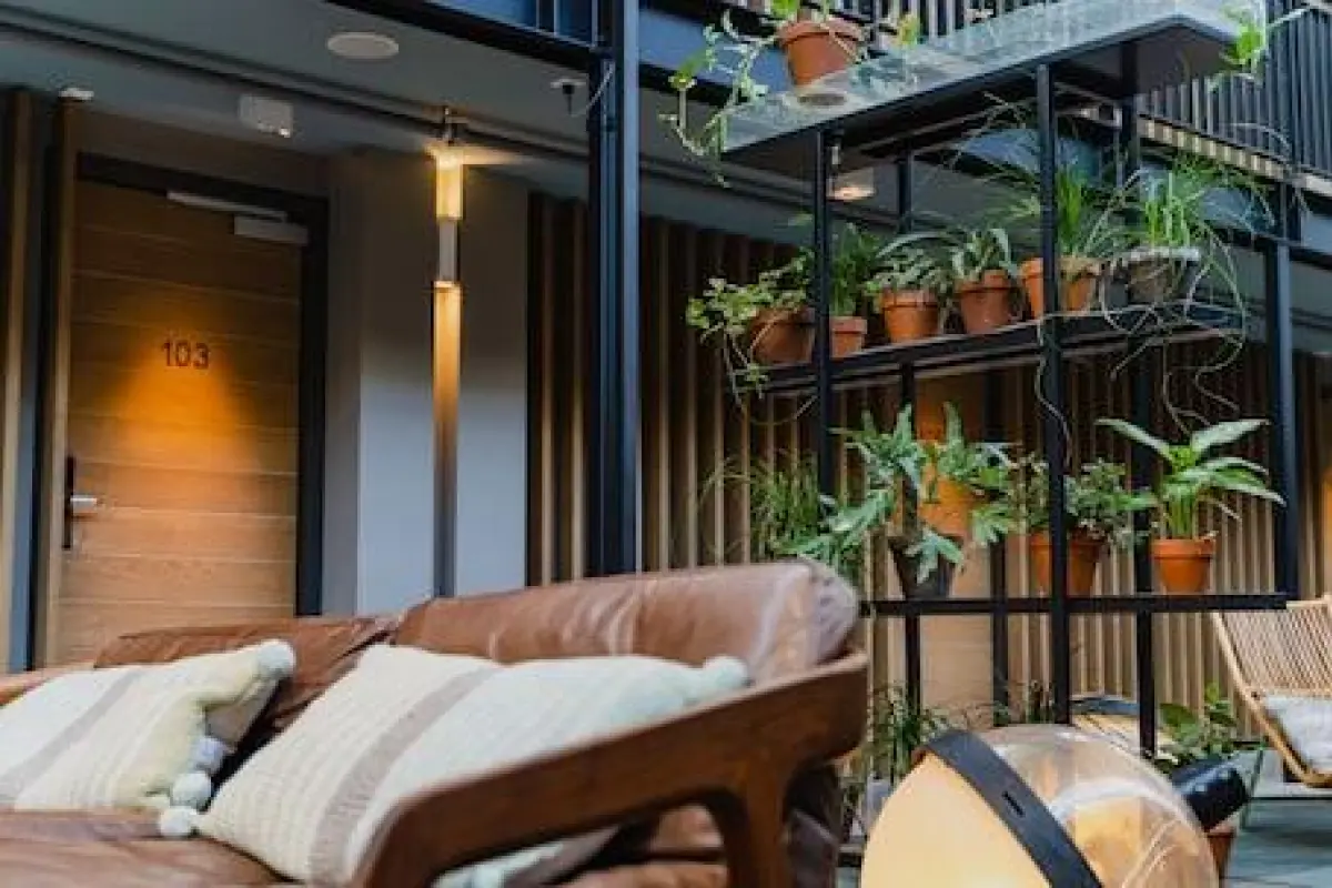 Hotel De Hallen – Affordable hotel in Amsterdam