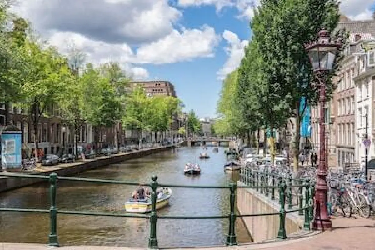 Hotel Frank since 1666 – Affordable hotel in Amsterdam