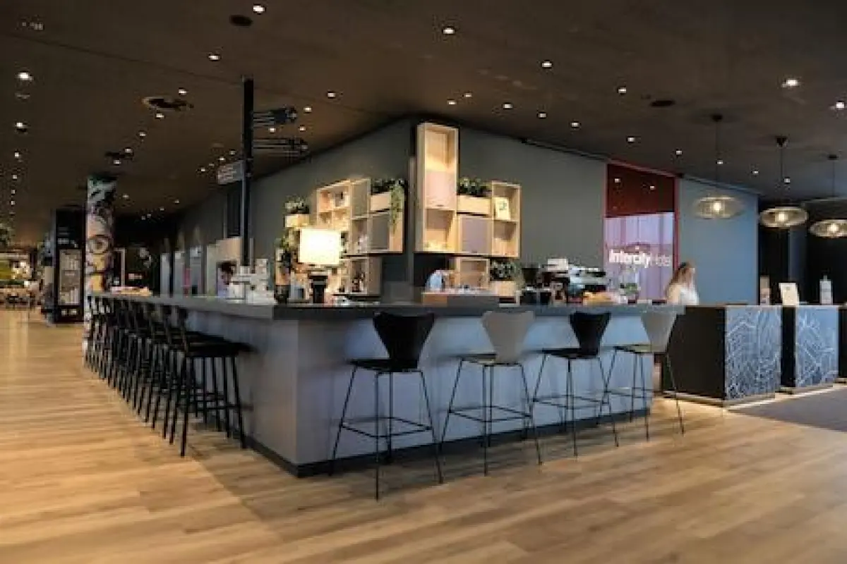  Intercityhotel Amsterdam Schiphol Airport – Affordable hotel in Hoofddorp