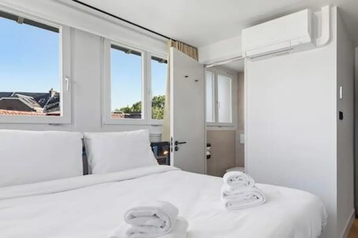 Dutch Design Hotel Vondelpark – Affordable hotel in Amsterdam