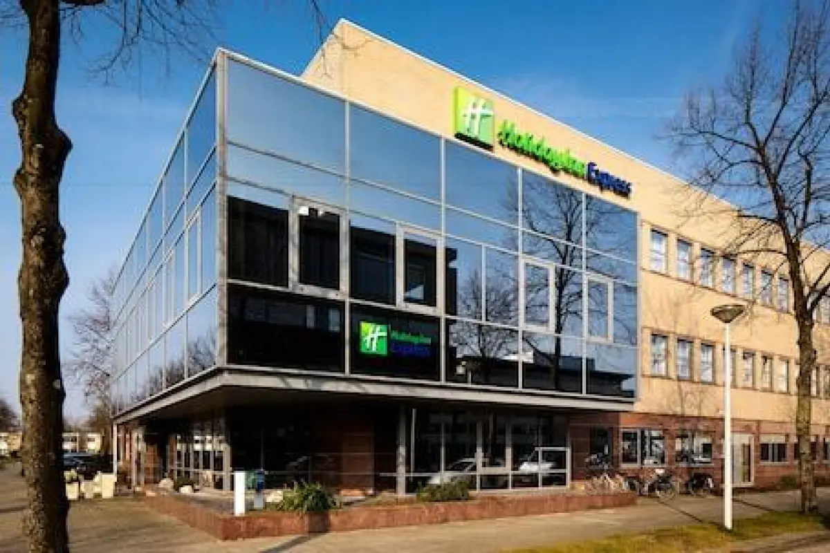 Holiday Inn Express Amsterdam - South by IHG – Affordable hotel in Amsterdam