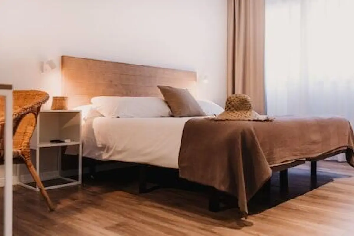 Líndala Rooms – Affordable hotel in Valencia