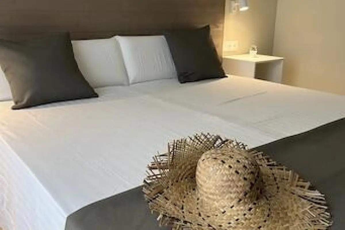 Lindala Natural – Affordable hotel in Valencia