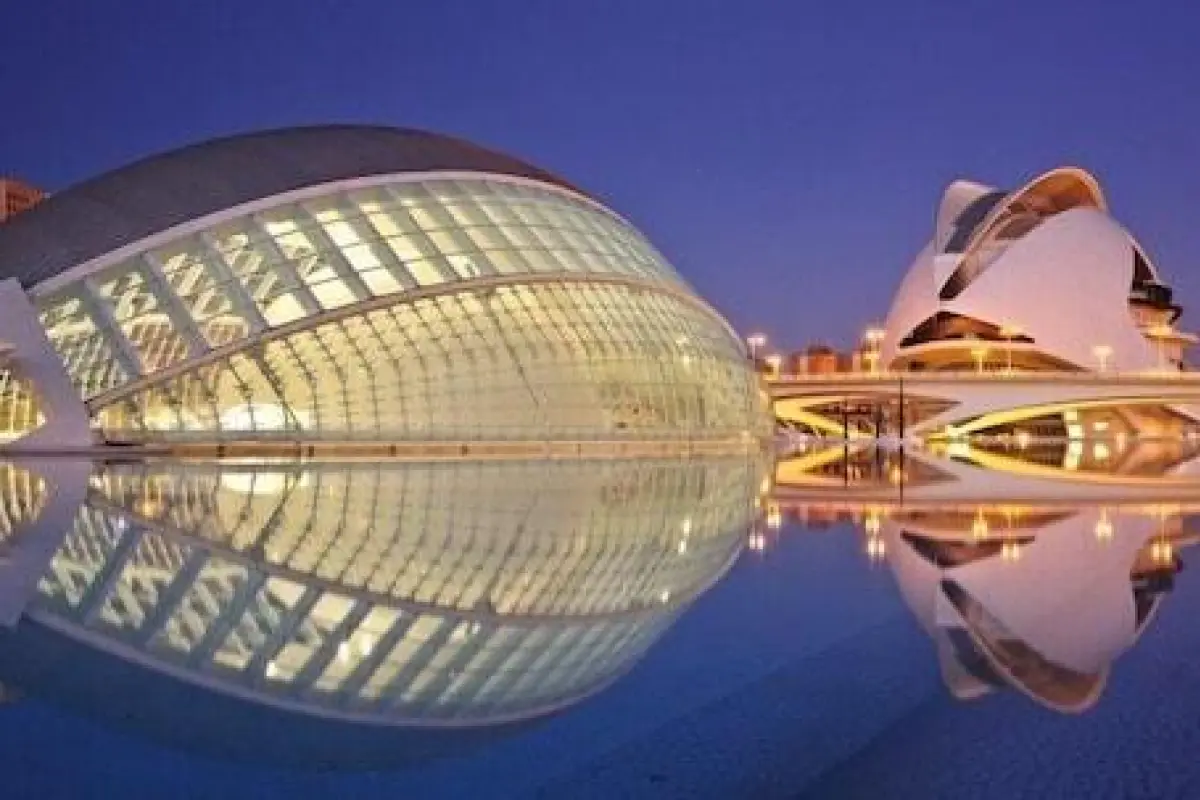 Original Domino House Hotel – Affordable hotel in Valencia