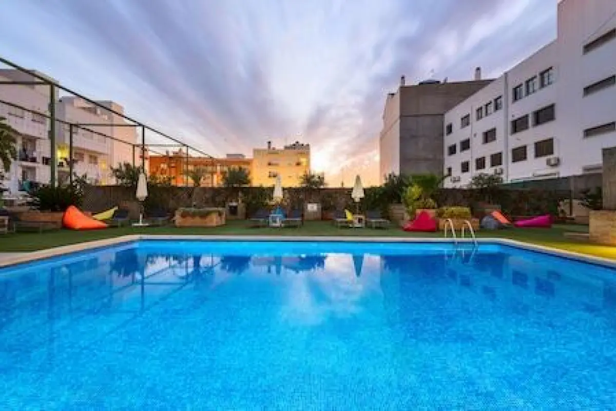 Hotel Port Feria Valencia – Affordable hotel in Valencia