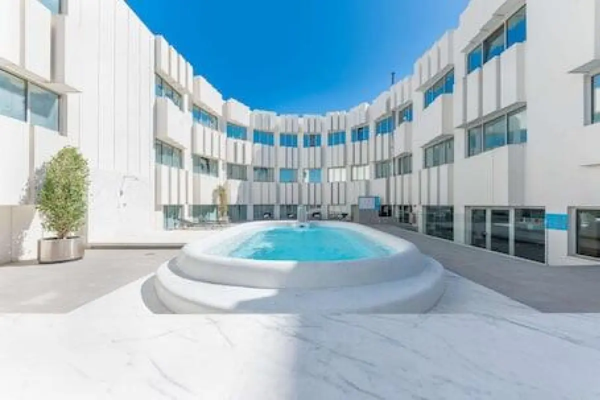 Port Azafata Valencia Hotel – Affordable hotel in Manises