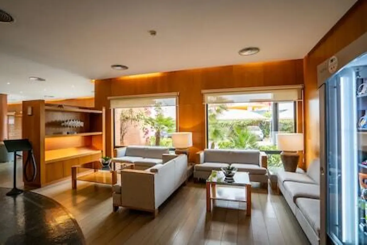 Hotel Posadas de España Paterna – Affordable hotel in Paterna