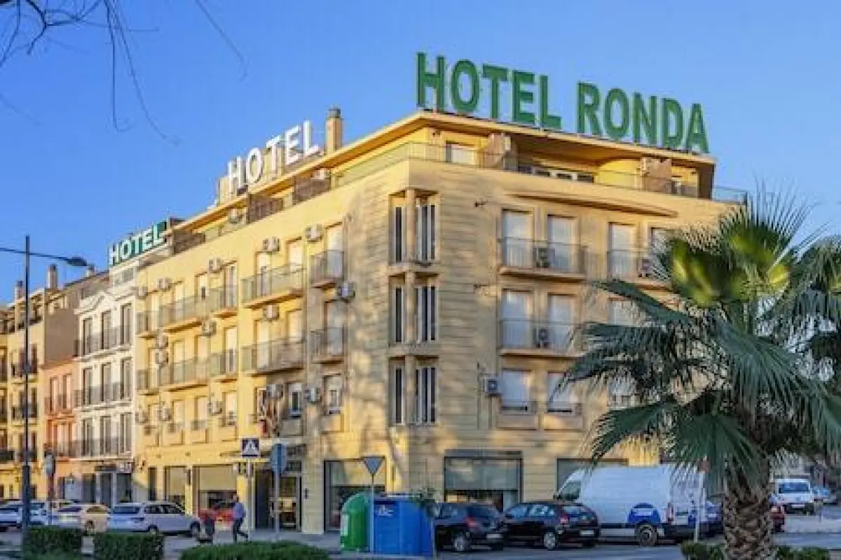 Hotel Olympia Ronda II – Affordable hotel in Puig