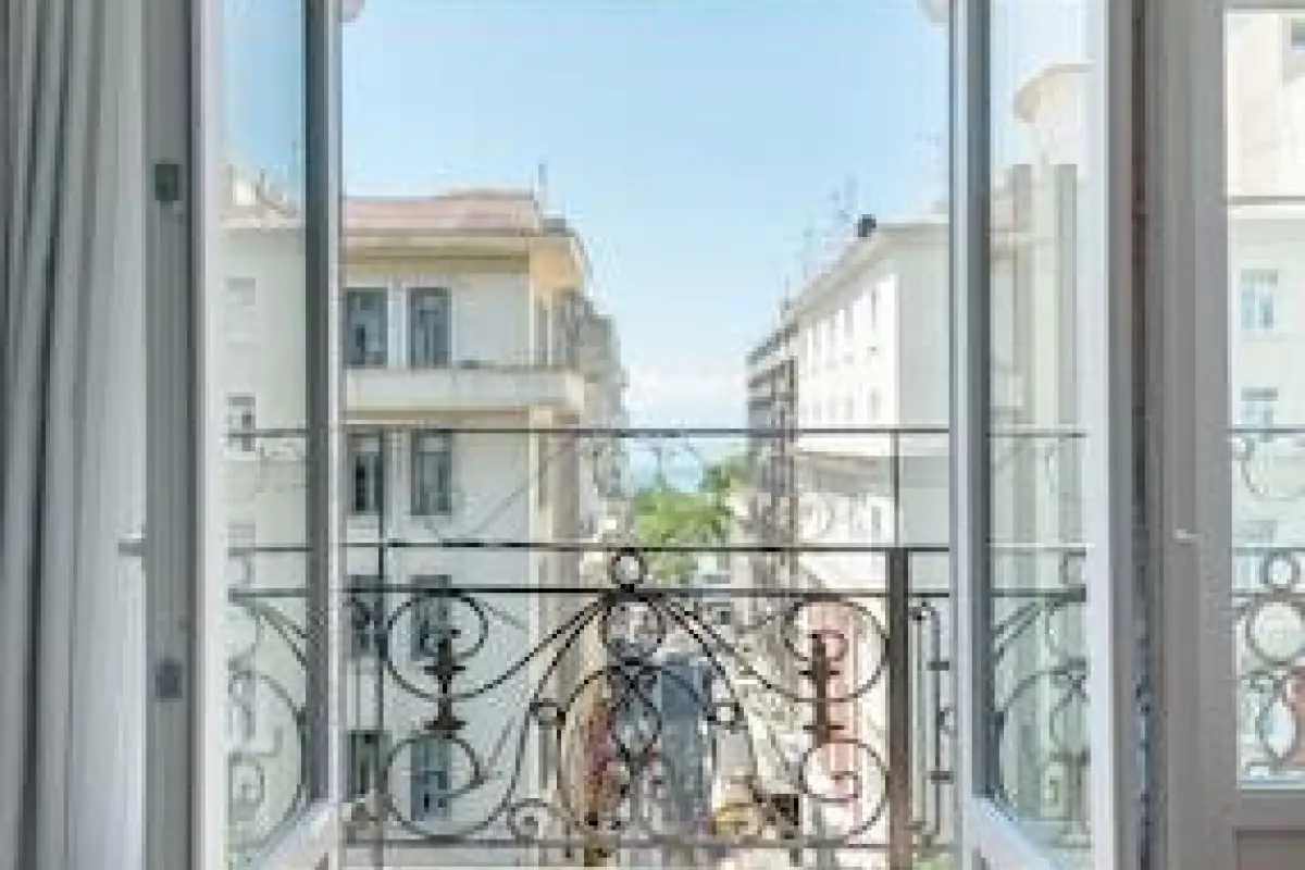 Colors Urban Hotel Thessaloniki – Affordable hotel in Thessaloniki
