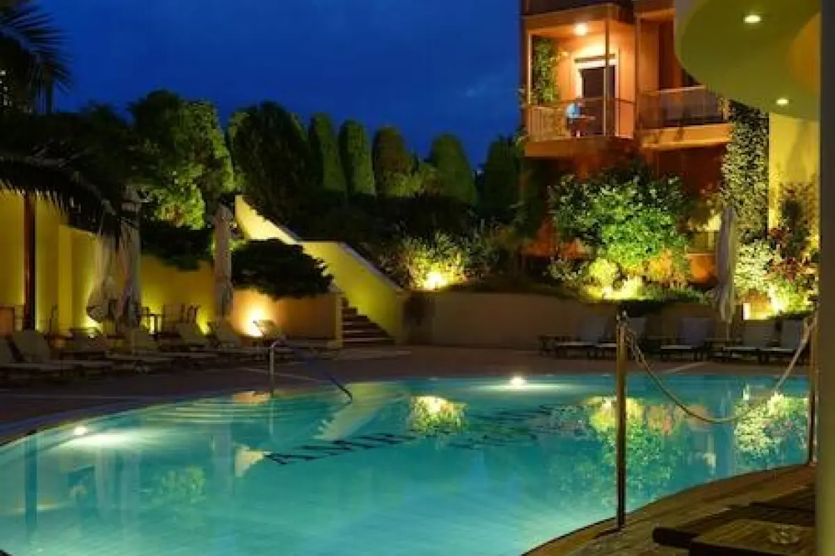 Ambassador Hotel Thessaloniki – Affordable hotel in Thermi