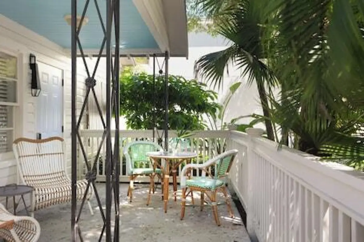 Ella's Cottages - Key West Historic Inns – Affordable hotel in Key West