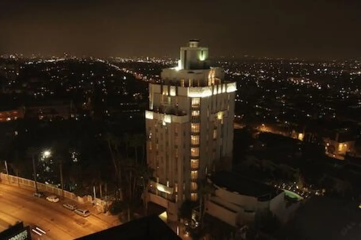 Sunset Tower Hotel – Affordable hotel in West Hollywood