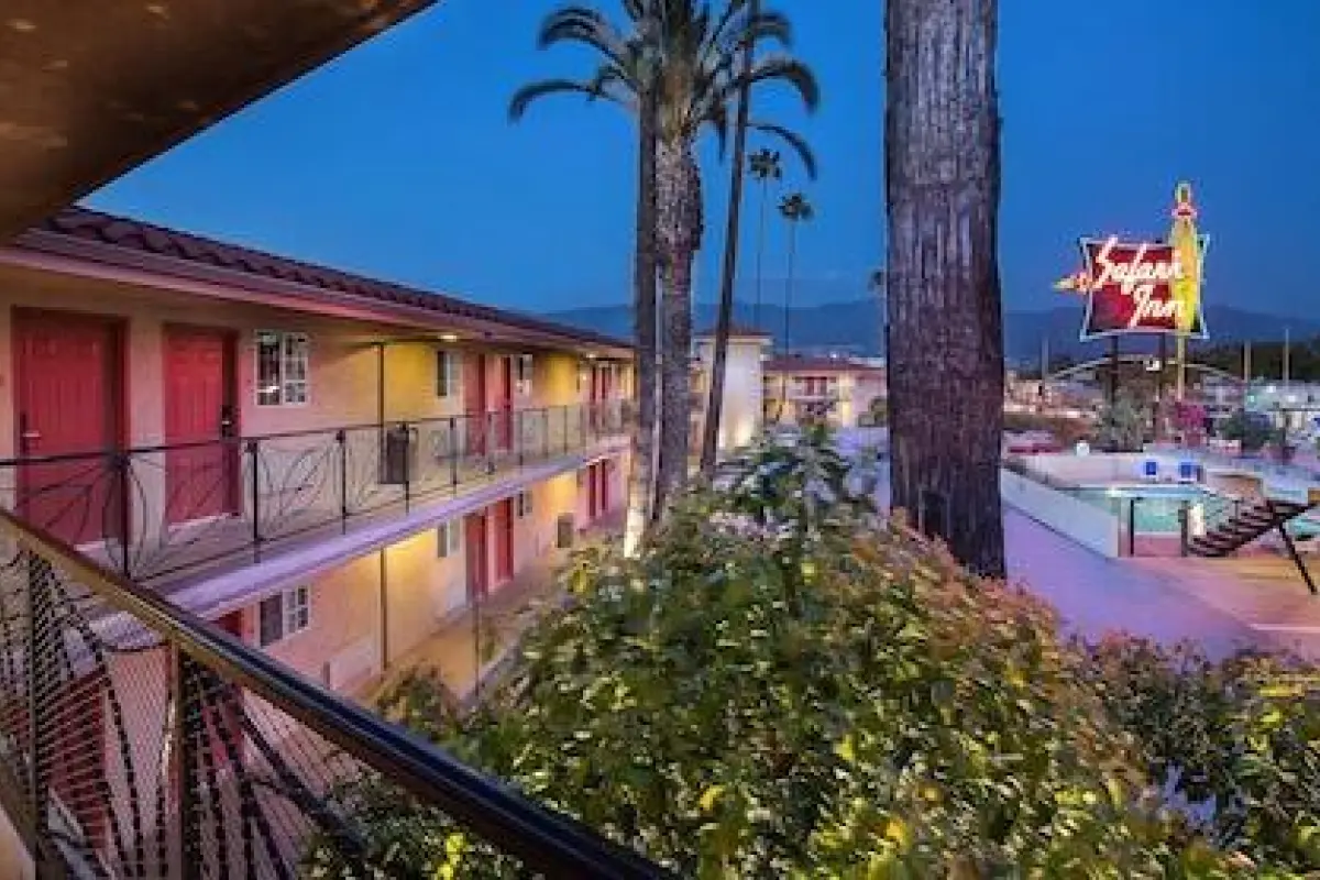 Safari Inn, a Coast Hotel – Affordable hotel in Burbank