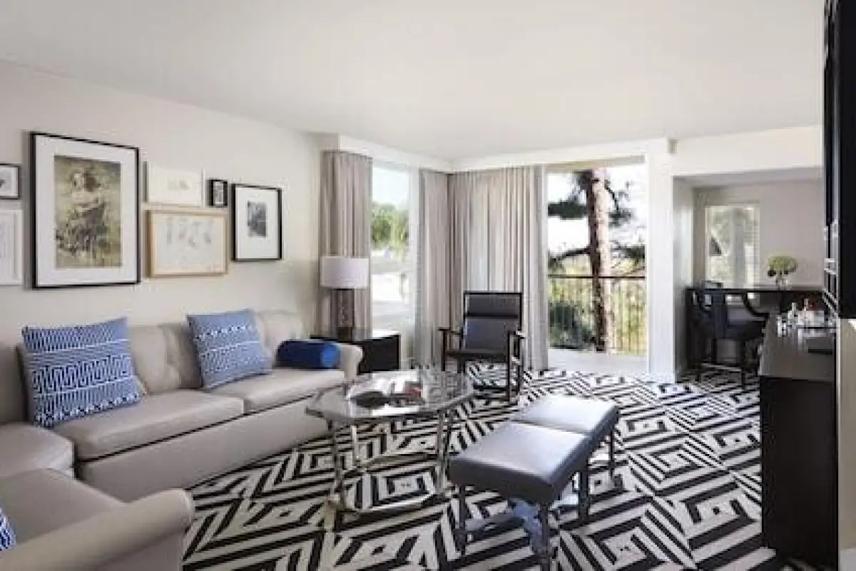 Chamberlain West Hollywood – Affordable hotel in West Hollywood