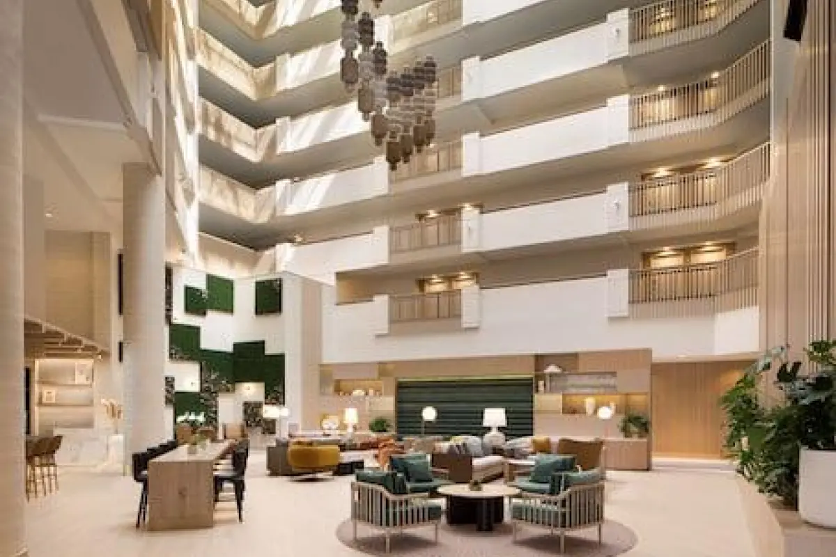Hilton Santa Monica Hotel & Suites – Affordable hotel in Santa Monica